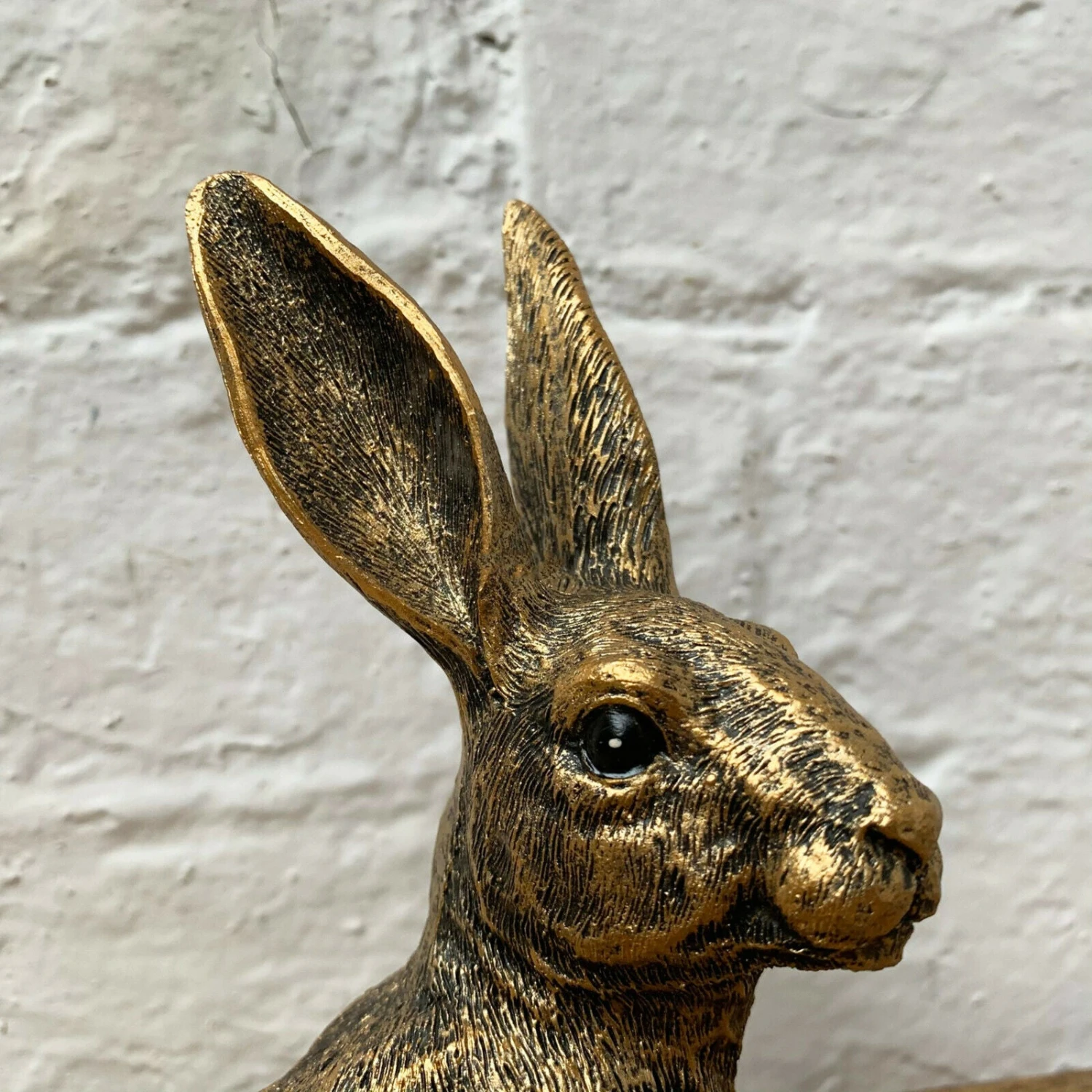 Resin Gold Lying Hare Sculpture 24cm 3 Resin Gold Lying Hare Sculpture 24cm - Image 3
