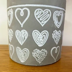 Cement Scribble Love Heart Plant Pot Holder -Home Decoration 19 43a37f38 da0b 49b1 9fbb 93a6f108246d