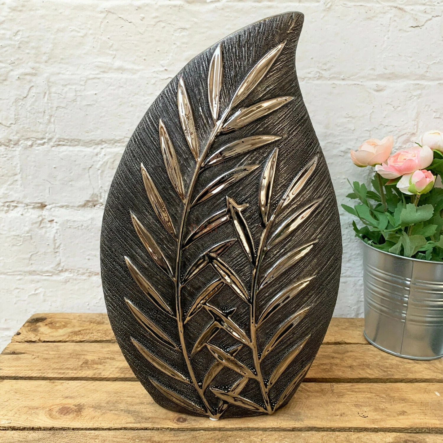 Ceramic Willow Leaf Vase 1 Ceramic Willow Leaf Vase