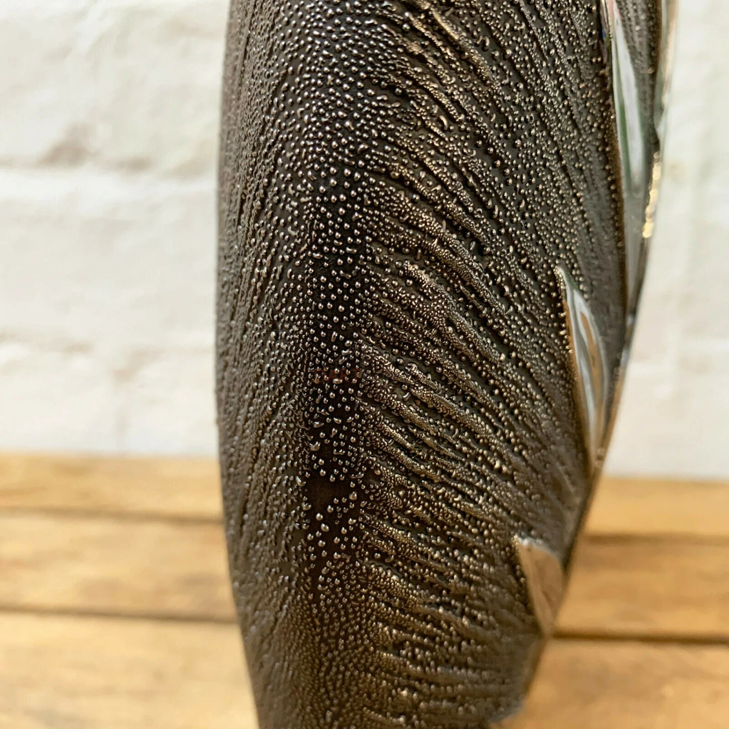 Ceramic Willow Leaf Vase 3 Ceramic Willow Leaf Vase - Image 3