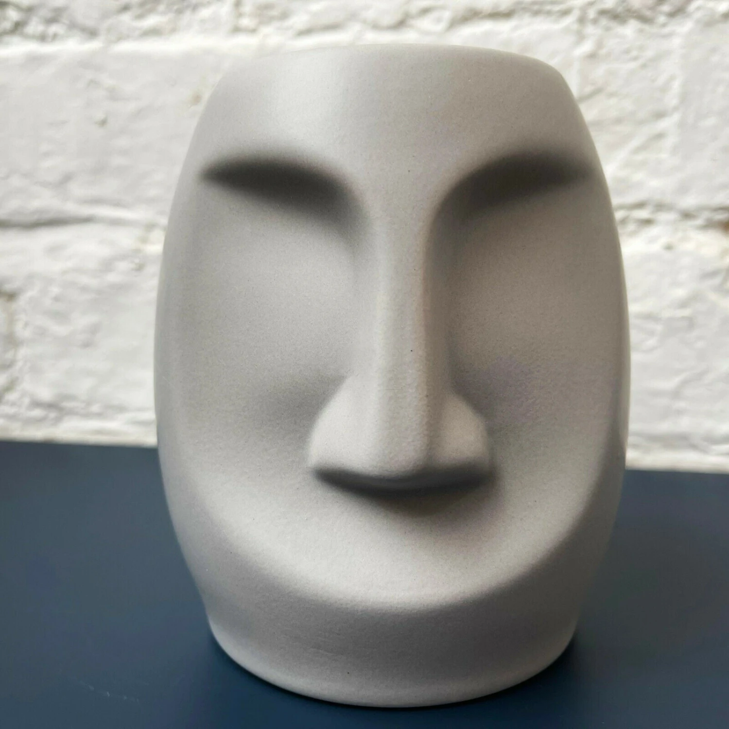 Easter Island Head Oil Burner - Grey 5 Easter Island Head Oil Burner - Grey - Image 5