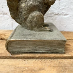 Gold Resin Squirrel Bookend -Home Decoration 34 47f52705 b0c6 4b82 af01 5eb2e1487187