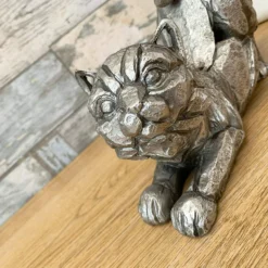 Silver Stretching Cat Sculpture -Home Decoration 7 426b610c e63a 4879 b79a b56f2e43dd91