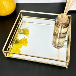 Set Of 2 Square Gold Mirrored Trays -Home Decoration IMG E0761 69e35fb1 c168 4632 9bee 2cd8262dea2e