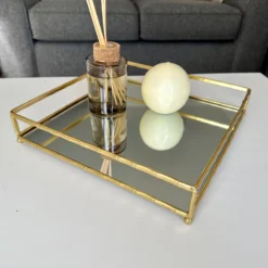 Set Of 2 Square Gold Mirrored Trays -Home Decoration IMG E0774 ee15052c 60a5 4fa4 926e 60d98b05f0e9