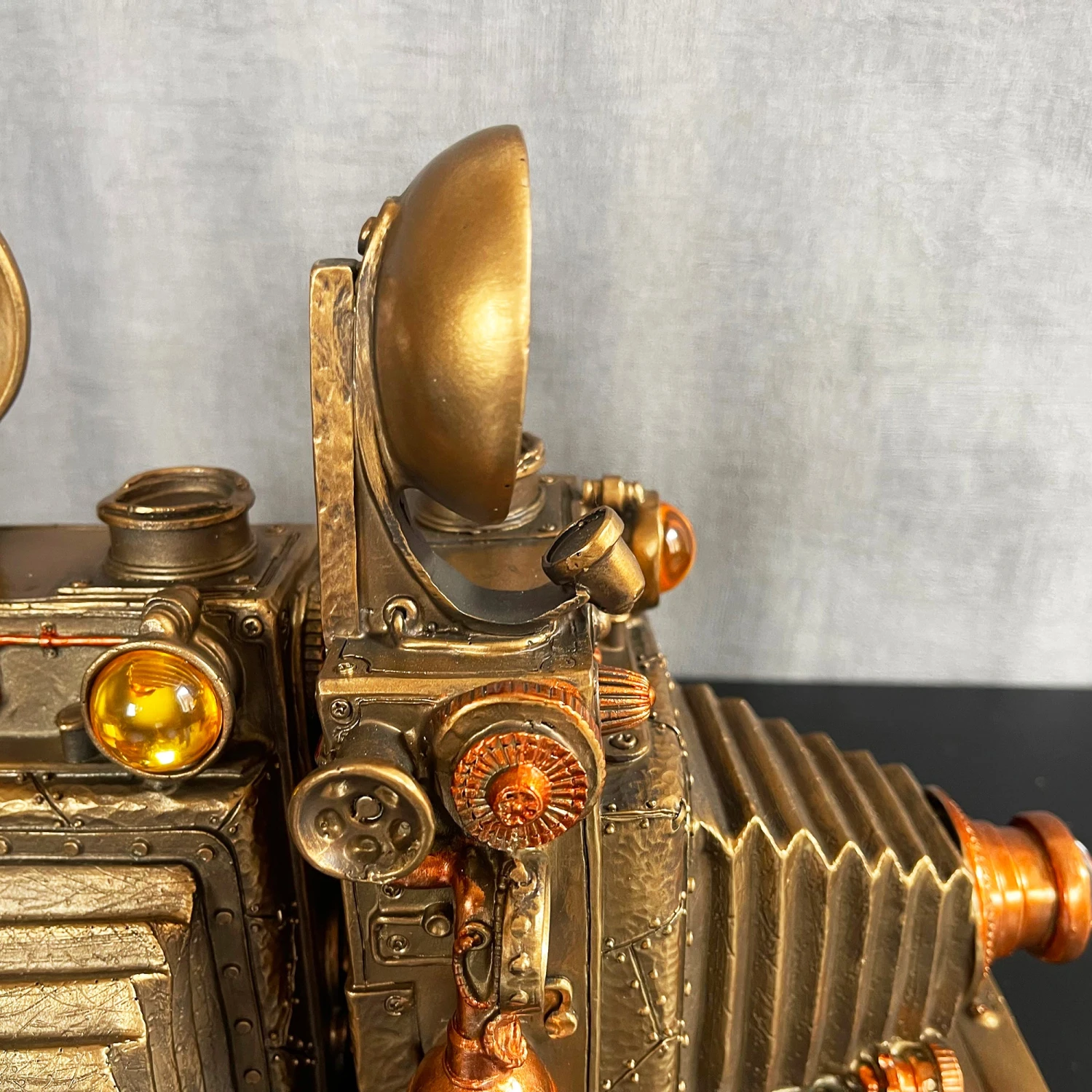 Camera Steampunk Bookends Set 7 Camera Steampunk Bookends Set - Image 7