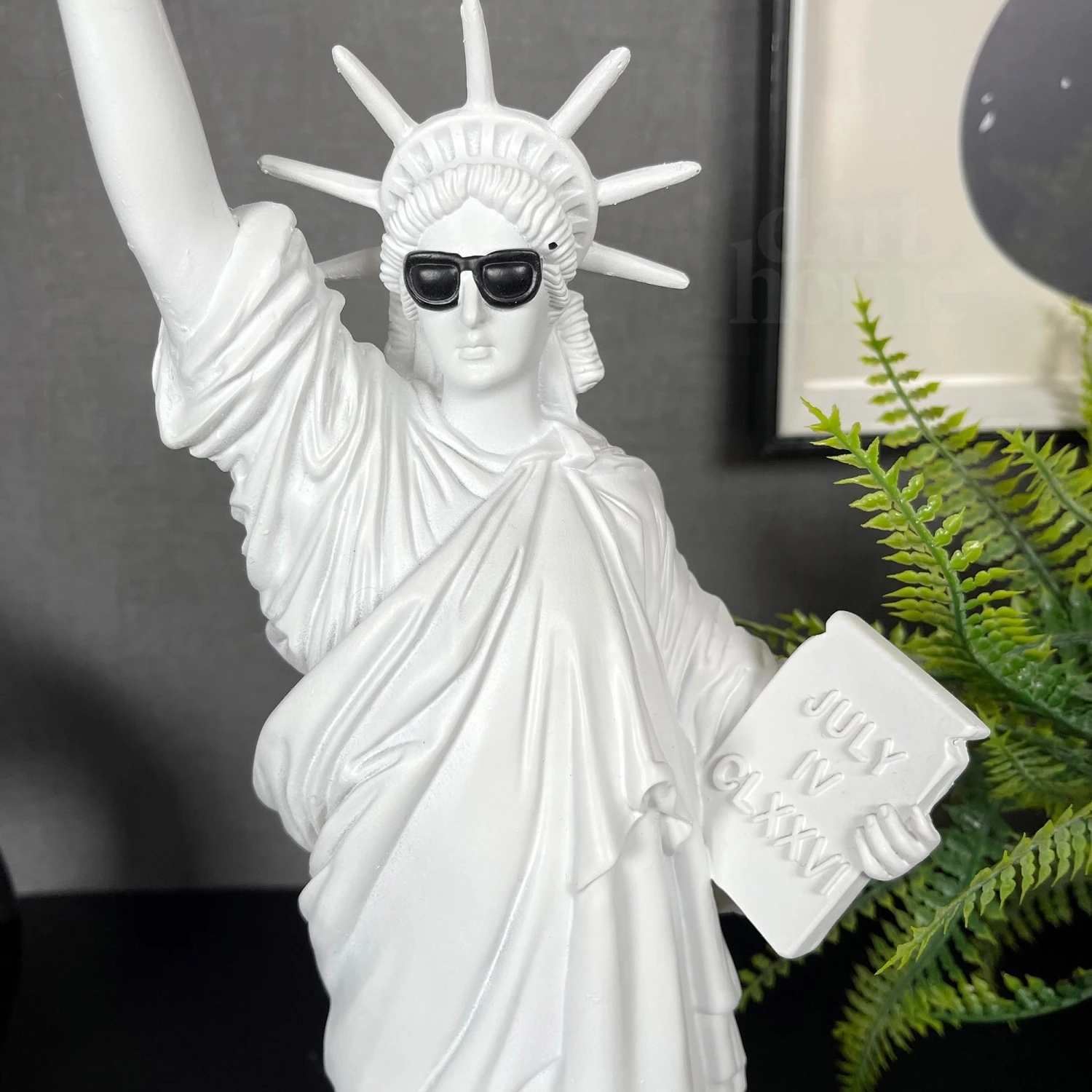 White Cool Libby Ornament 10x40cm 4 White Cool Libby Ornament 10x40cm - Image 4