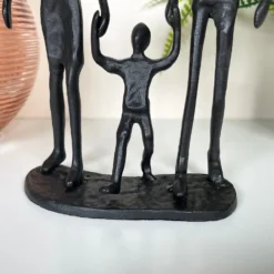 Cast Iron Walking Family Of 3 Figurine -Home Decoration IMG E1203