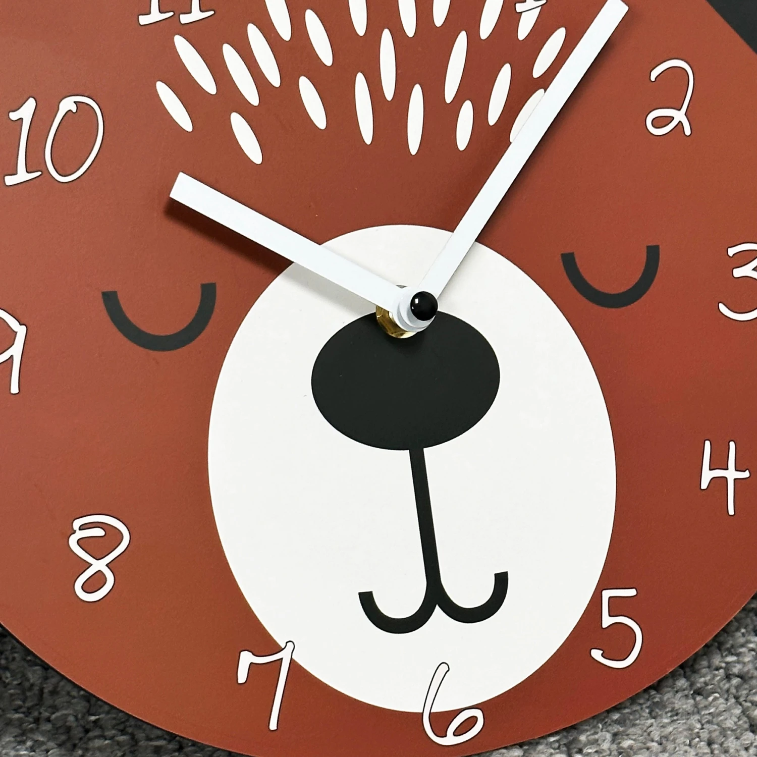 Brown Bear Head Childrens Wall Clock 4 Brown Bear Head Childrens Wall Clock - Image 4
