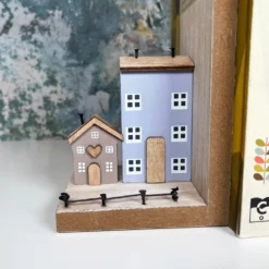 Wooden House Bookends Set -Home Decoration IMG E2229