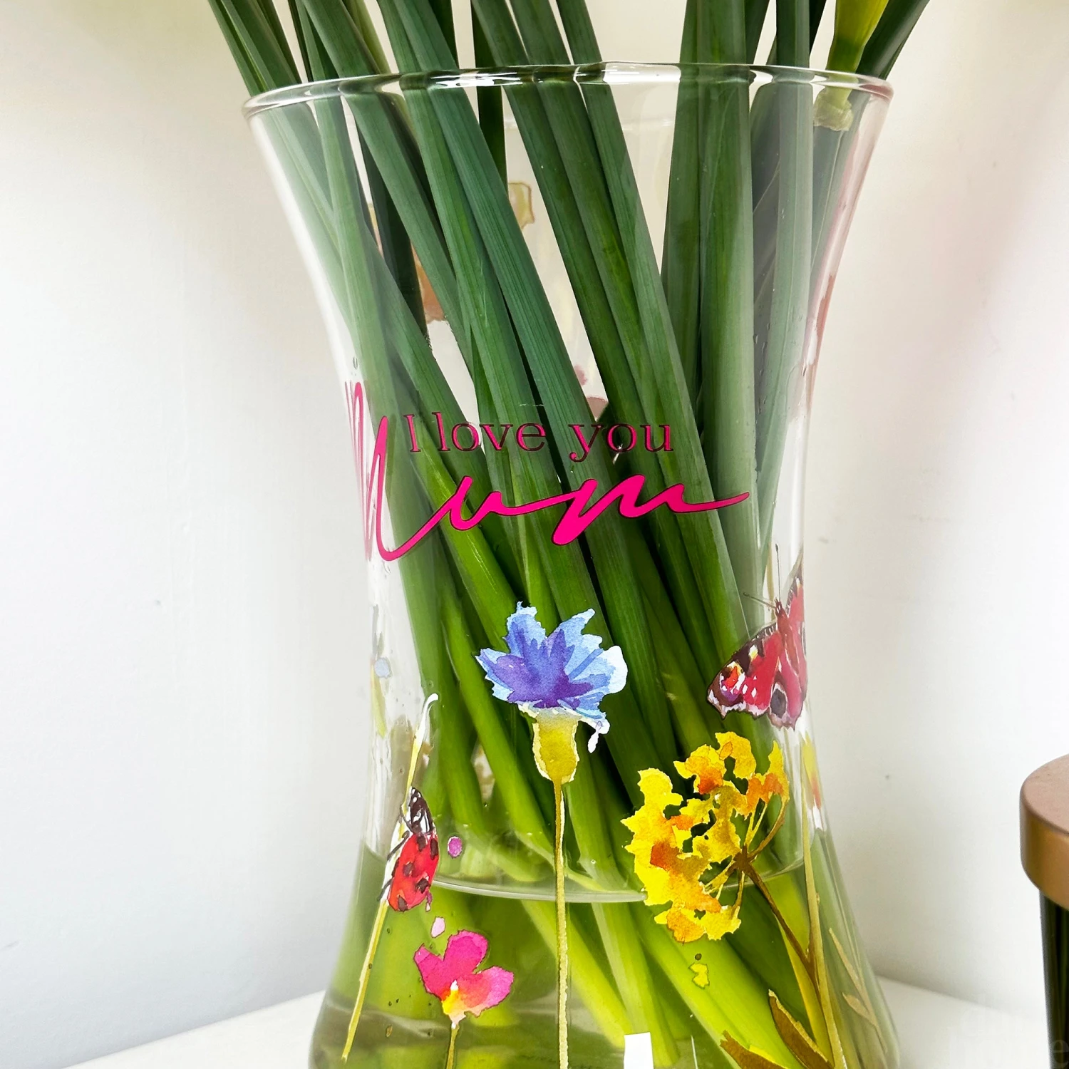 Hand Painted Glass I Love You Mum Vase 5 Hand Painted Glass I Love You Mum Vase - Image 5