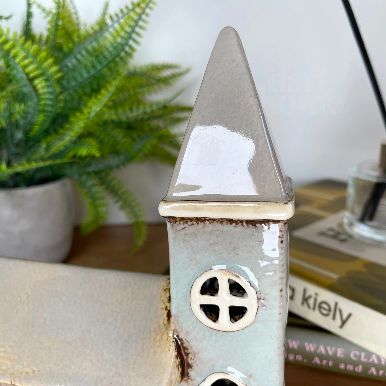 Church House Tea Light Holder 3 Church House Tea Light Holder - Image 3