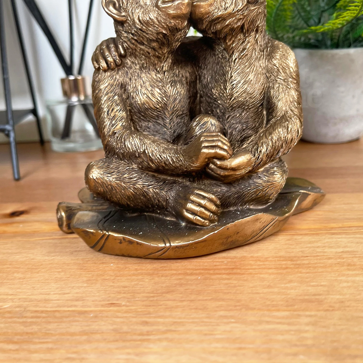 Bronze Romantic Monkey Couple Figurine 4 Bronze Romantic Monkey Couple Figurine - Image 4