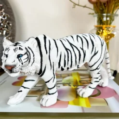 Siberian Snow Tiger Figurine -Home Decoration IMG E3533 edited29