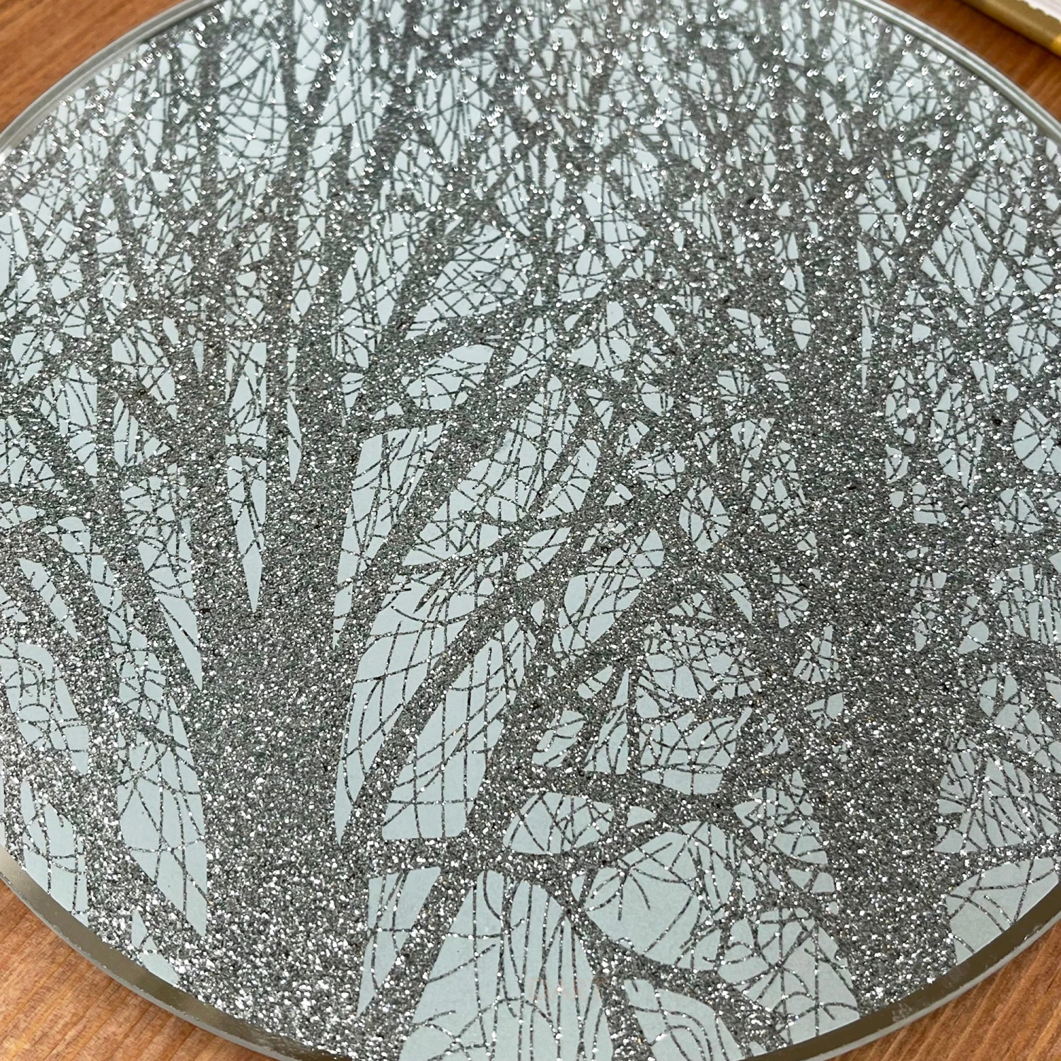 Set Of 2 Woodland Glass Candle Plates 20cm 3 Set Of 2 Woodland Glass Candle Plates 20cm - Image 3