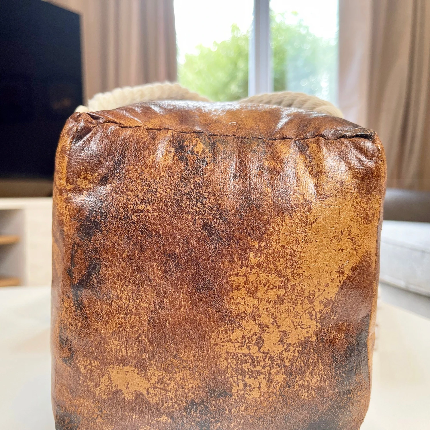 Faux Leather Welcome Cube Doorstop 7 Faux Leather Welcome Cube Doorstop - Image 7