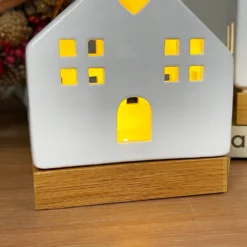 Light Up Ceramic House Ornaments With Wood Base 14 Light Up Ceramic House Ornaments With Wood Base -Home Decoration IMG E6294