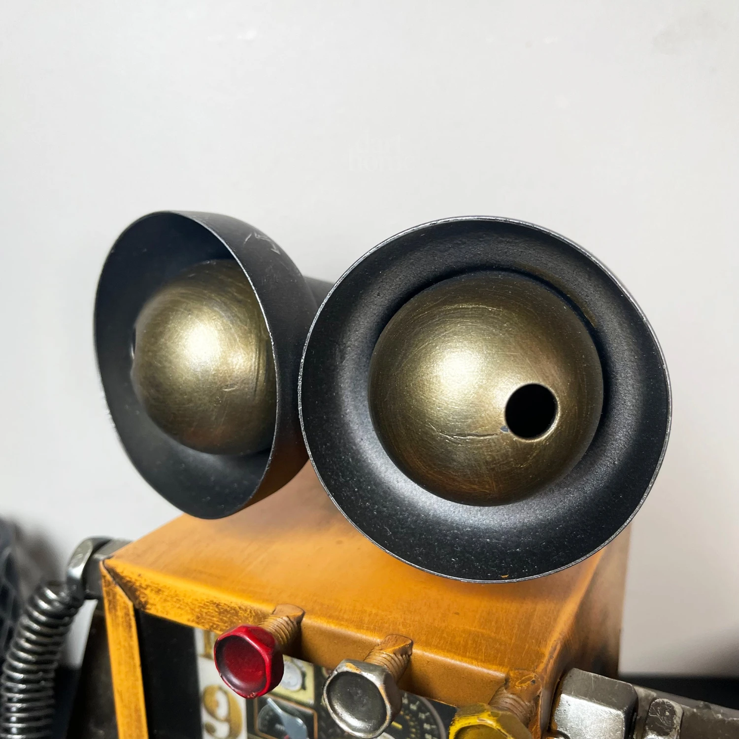 Yellow Square Robot Clock 2 Yellow Square Robot Clock - Image 2