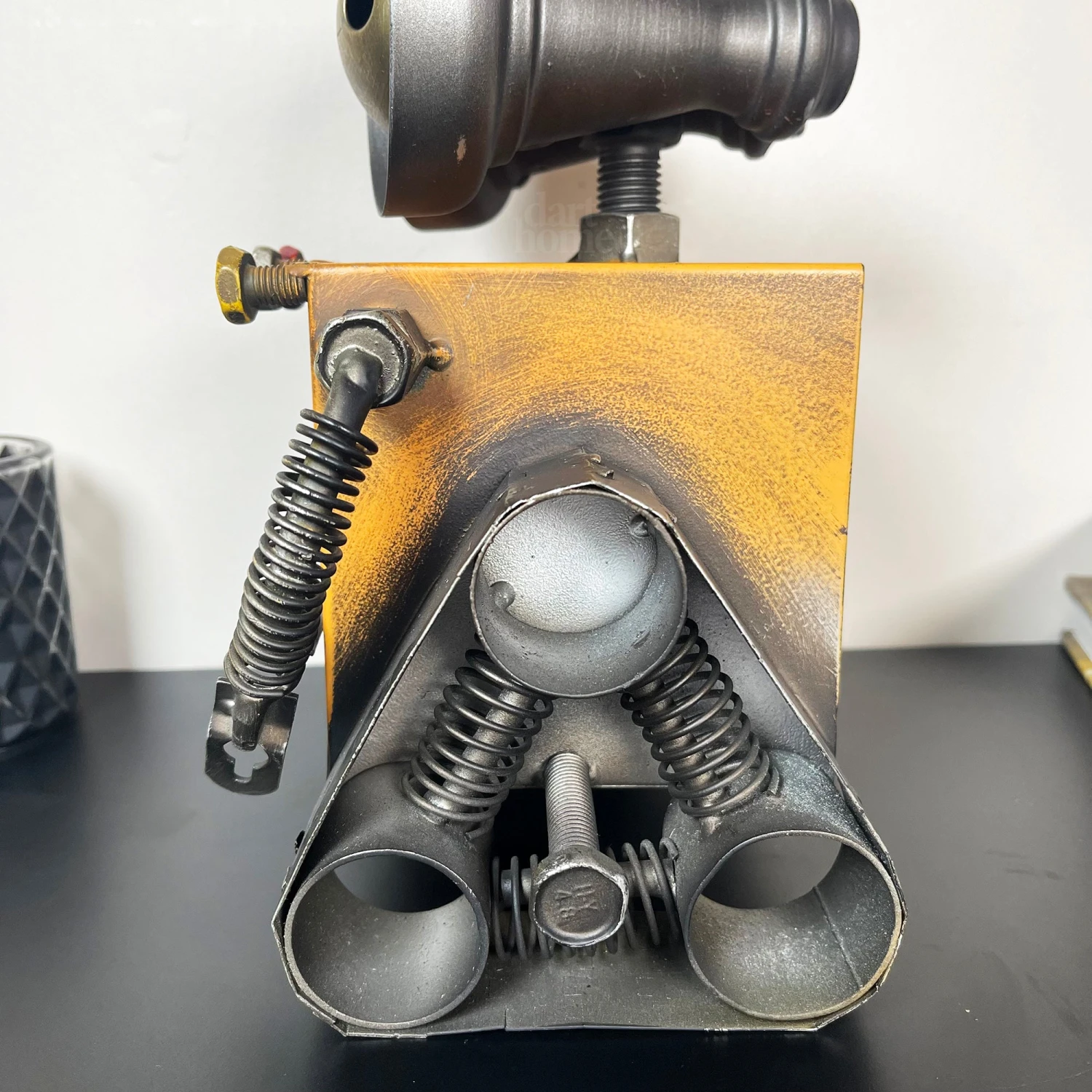 Yellow Square Robot Clock 6 Yellow Square Robot Clock - Image 6