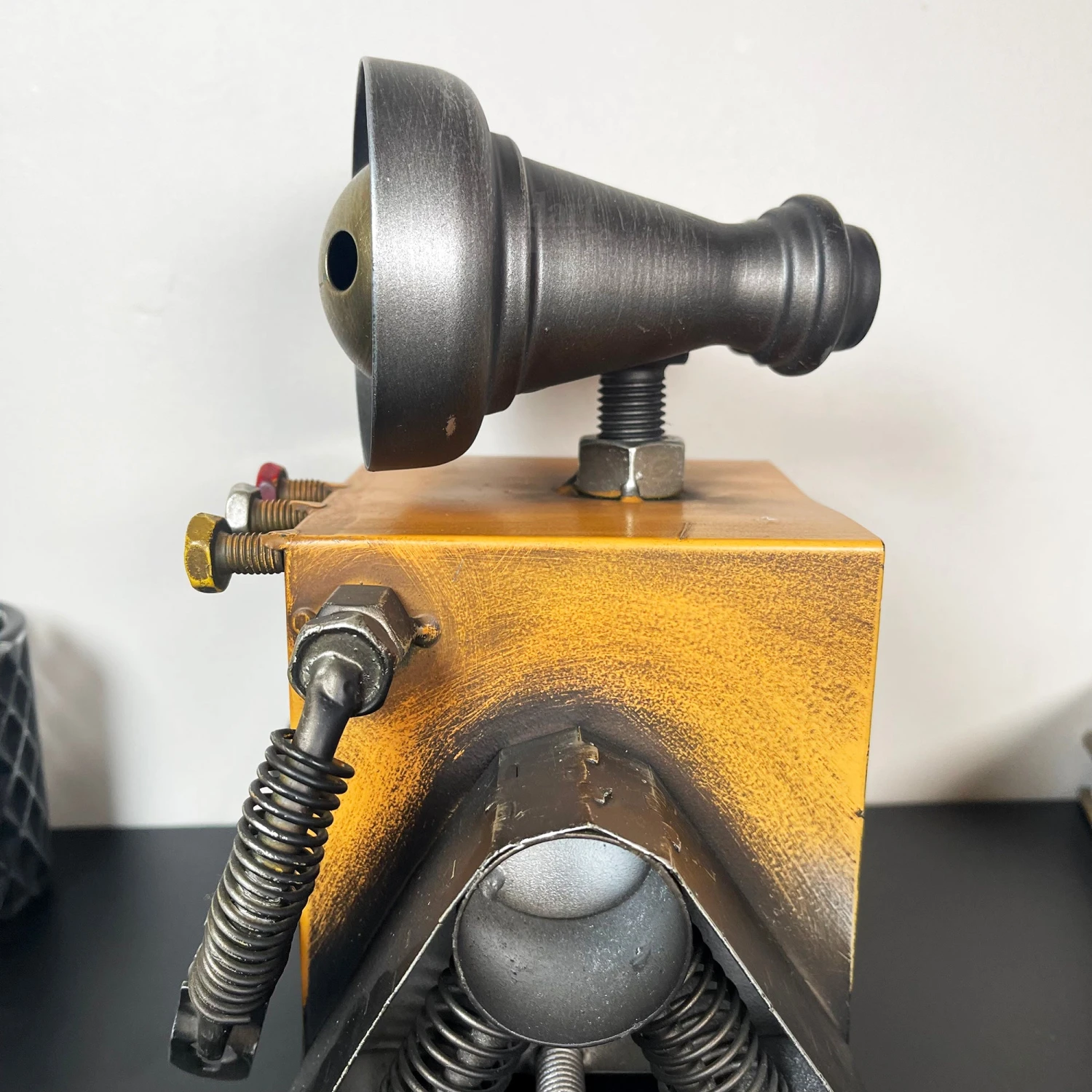 Yellow Square Robot Clock 7 Yellow Square Robot Clock - Image 7