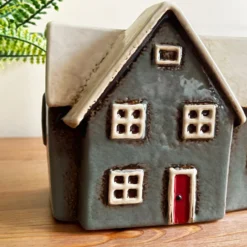 Ceramic Grey Cottage House Plant Pot -Home Decoration IMG E7784 scaled