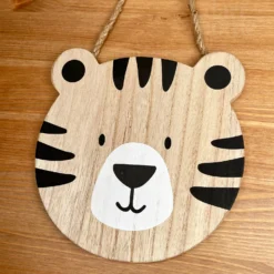 Hanging Tiger Head Plaque