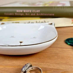 Glossy White Cat Face Trinket Dish -Home Decoration IMG E8106 editedHF