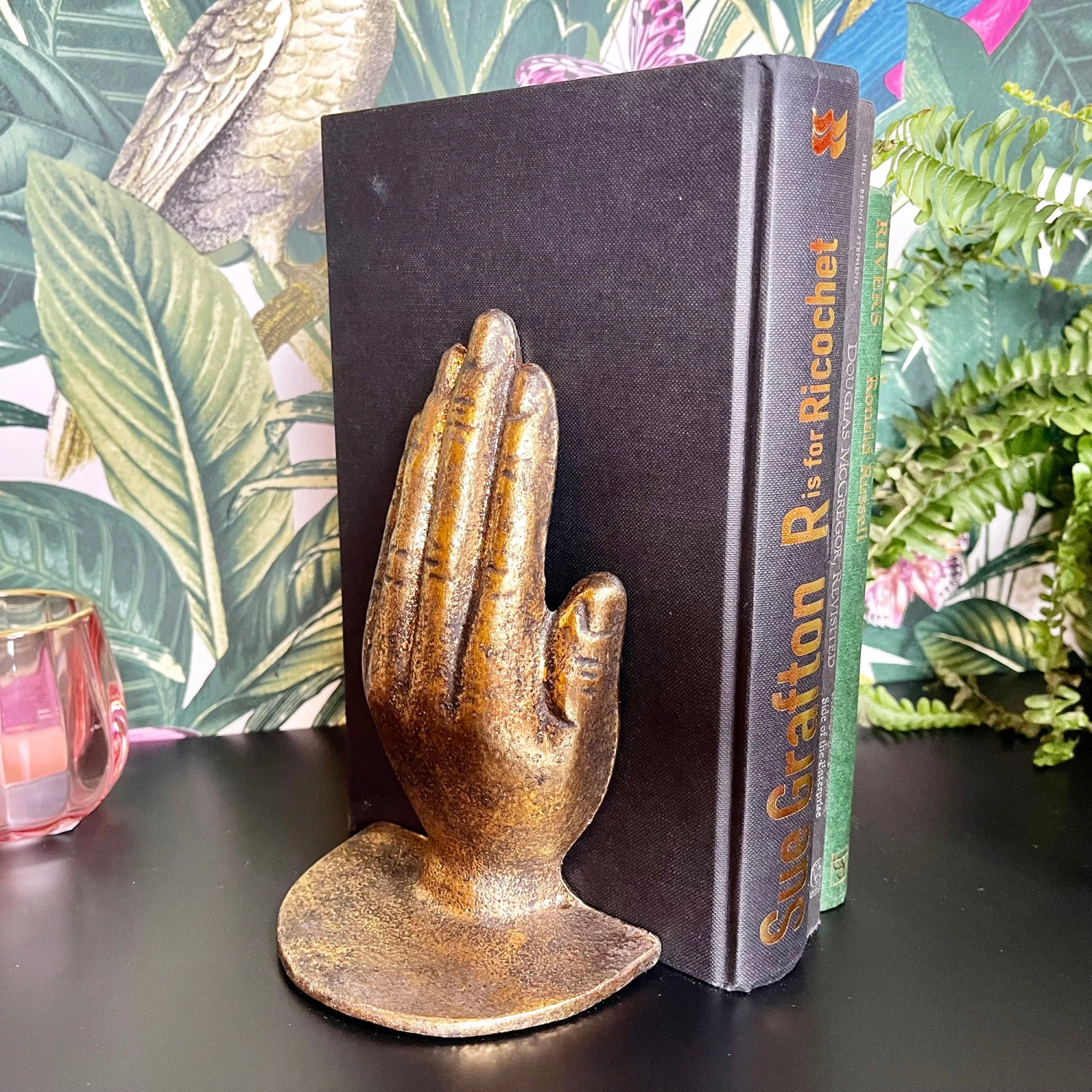 Golden Pair Of Hands Decorative Heavy Bookends 1 Golden Pair Of Hands Decorative Heavy Bookends